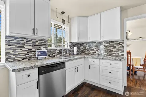 11410 94th Avenue E Puyallup WA 98373