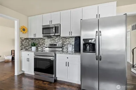 11410 94th Avenue E Puyallup WA 98373