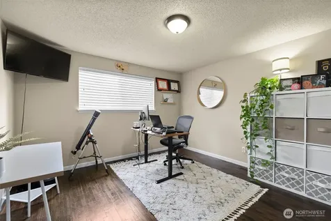 11410 94th Avenue E Puyallup WA 98373