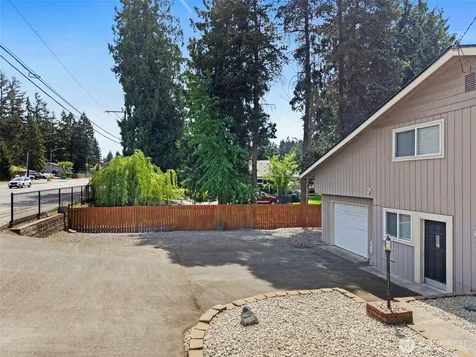 11410 94th Avenue E Puyallup WA 98373
