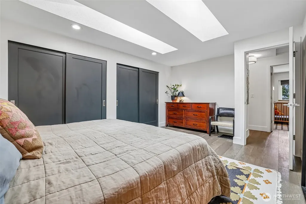 12022 210th Place SE Issaquah WA 98027