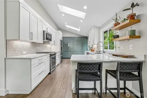 12022 210th Place SE Issaquah WA 98027