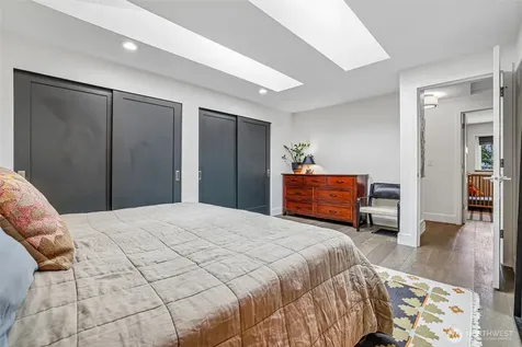12022 210th Place SE Issaquah WA 98027