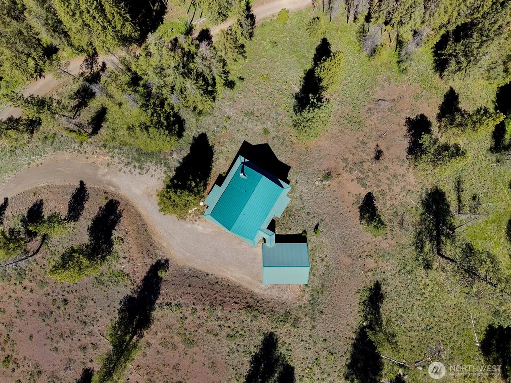 21 Timber Creek Lane Winthrop WA 98862