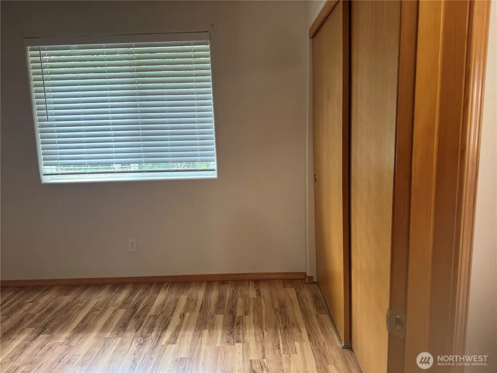 95 Barnes Street Kelso WA 98626