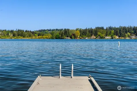 8503 NE Juanita Drive Kirkland WA 98034