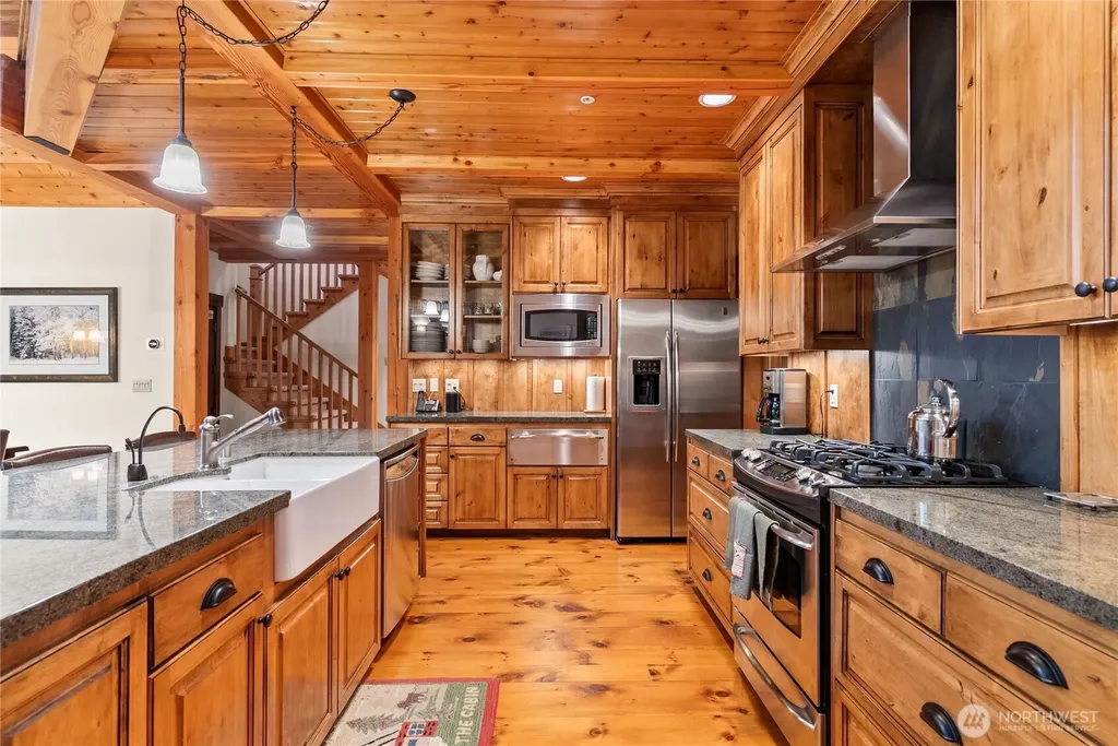 62414 Corral Way E Enumclaw WA 98022