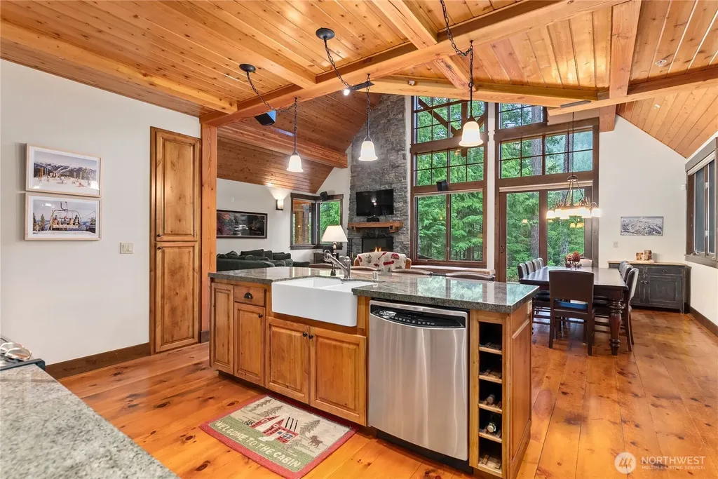 62414 Corral Way E Enumclaw WA 98022