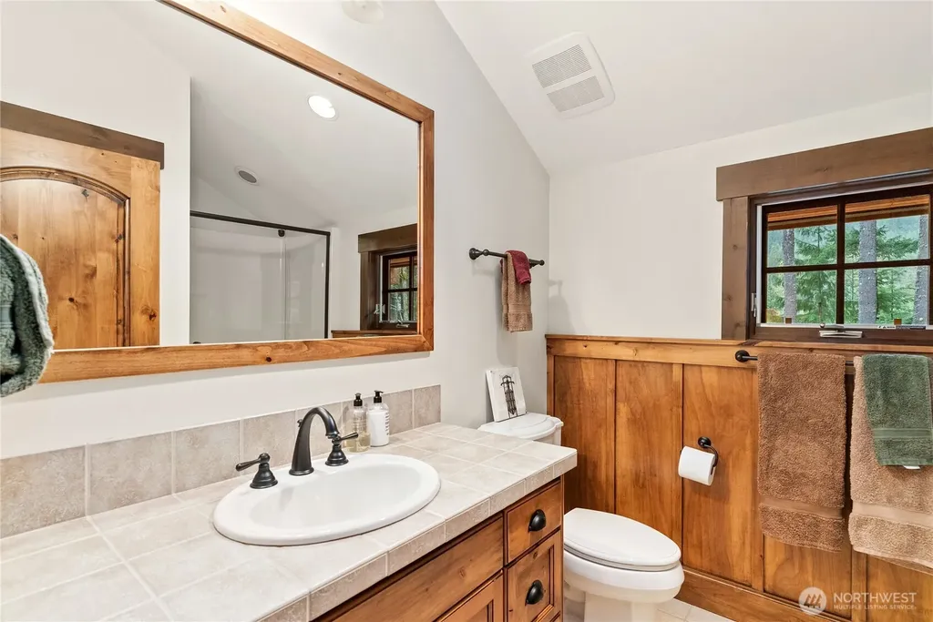 62414 Corral Way E Enumclaw WA 98022