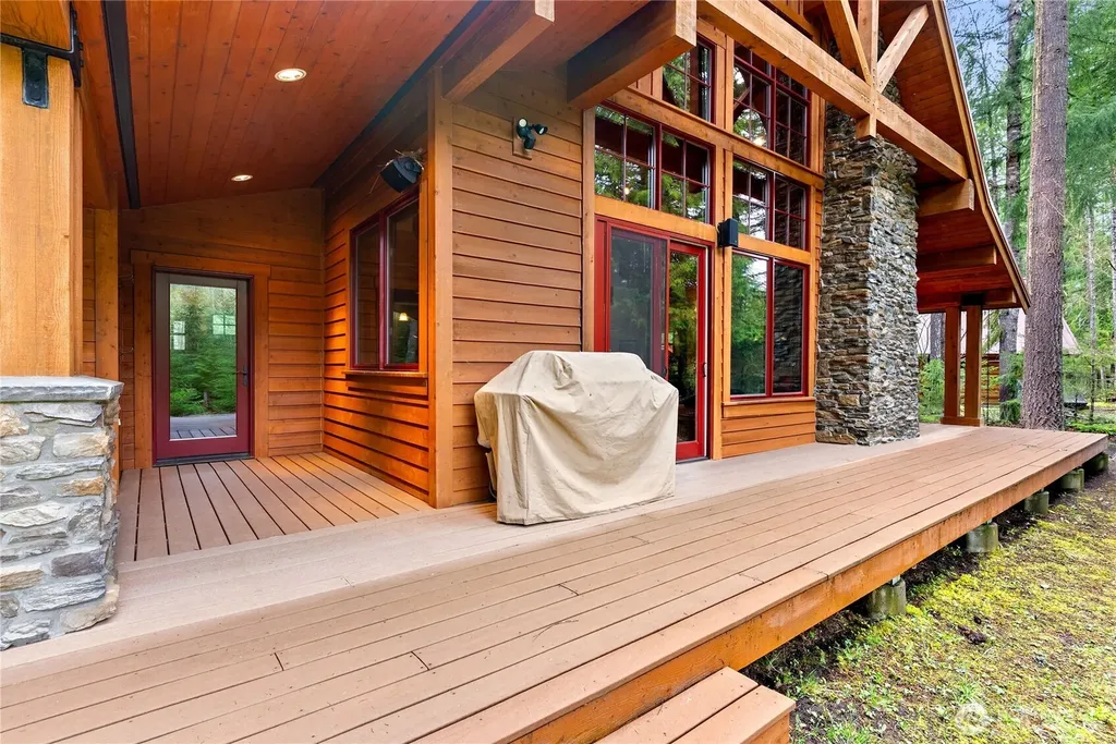 62414 Corral Way E Enumclaw WA 98022