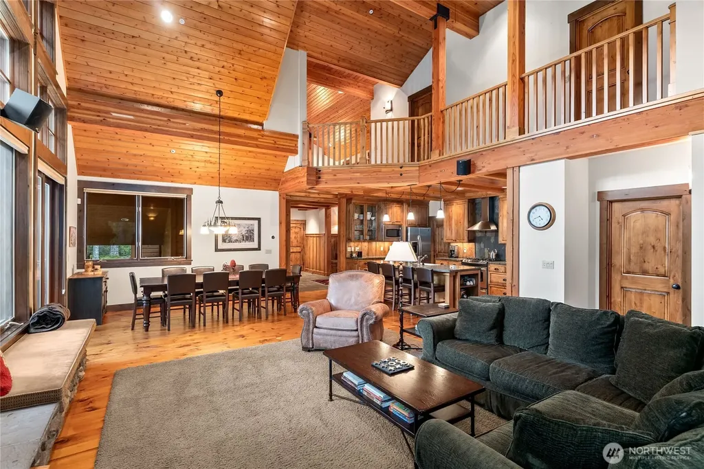 62414 Corral Way E Enumclaw WA 98022