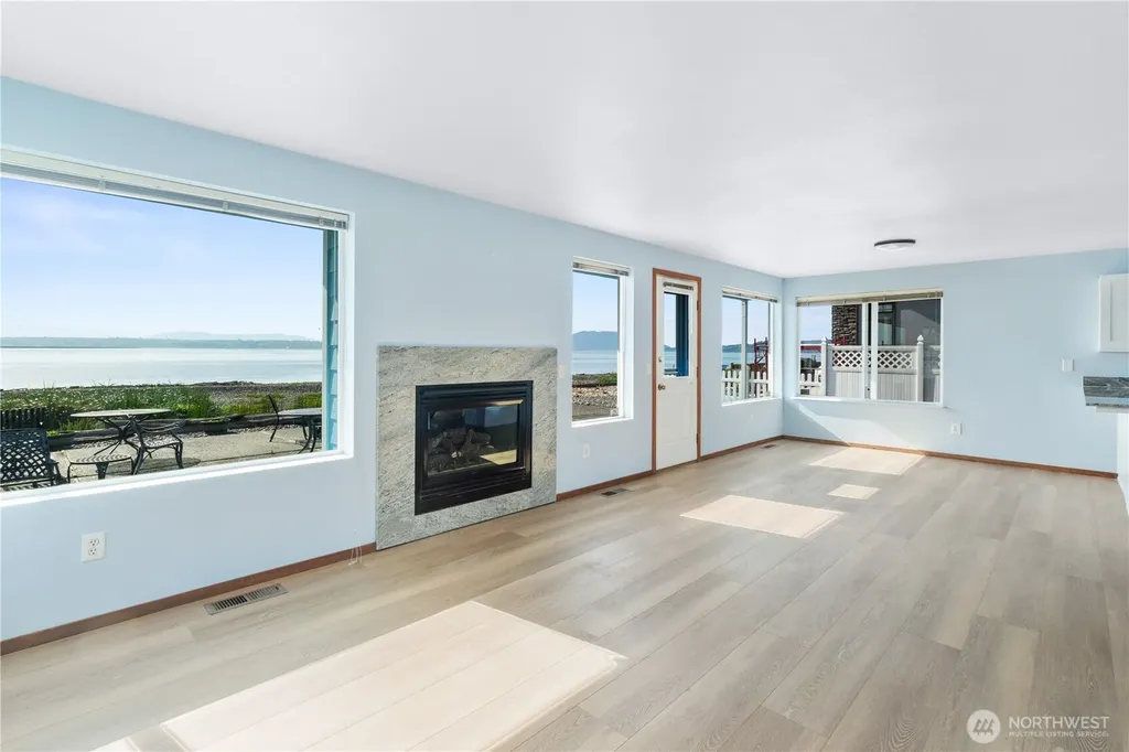 3990 Saltspring Drive Ferndale WA 98248