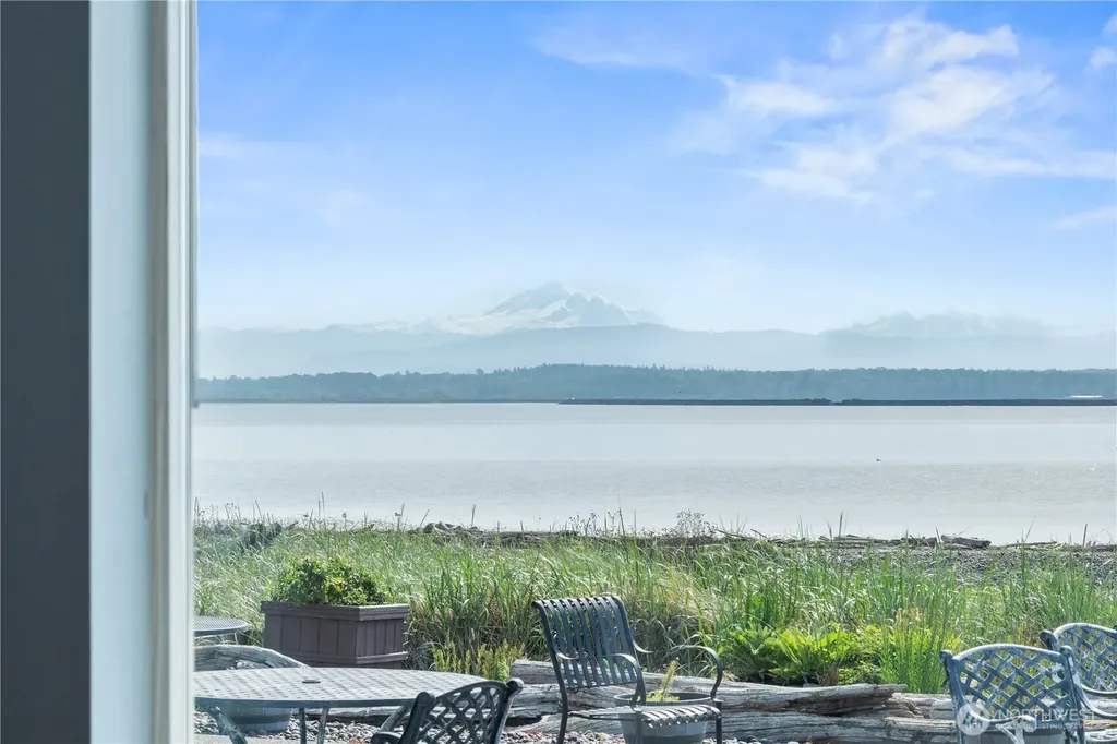 3990 Saltspring Drive Ferndale WA 98248