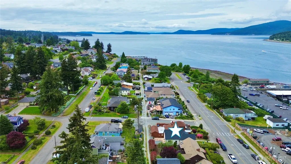 1517 6th Street Anacortes WA 98221