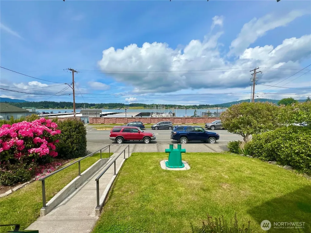1517 6th Street Anacortes WA 98221