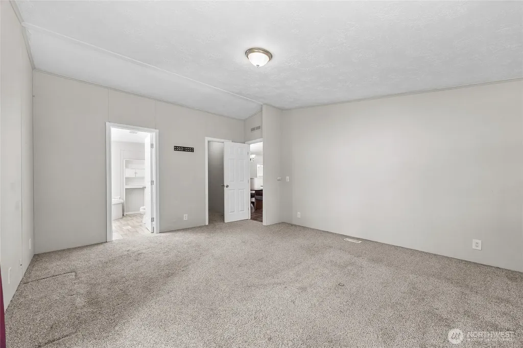 8807 226th Street E Graham WA 98338