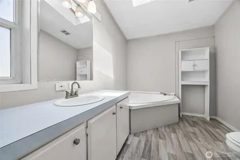8807 226th Street E Graham WA 98338