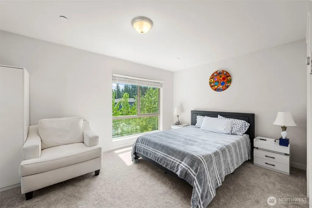 19305 7th Ave W Lynnwood WA 98036
