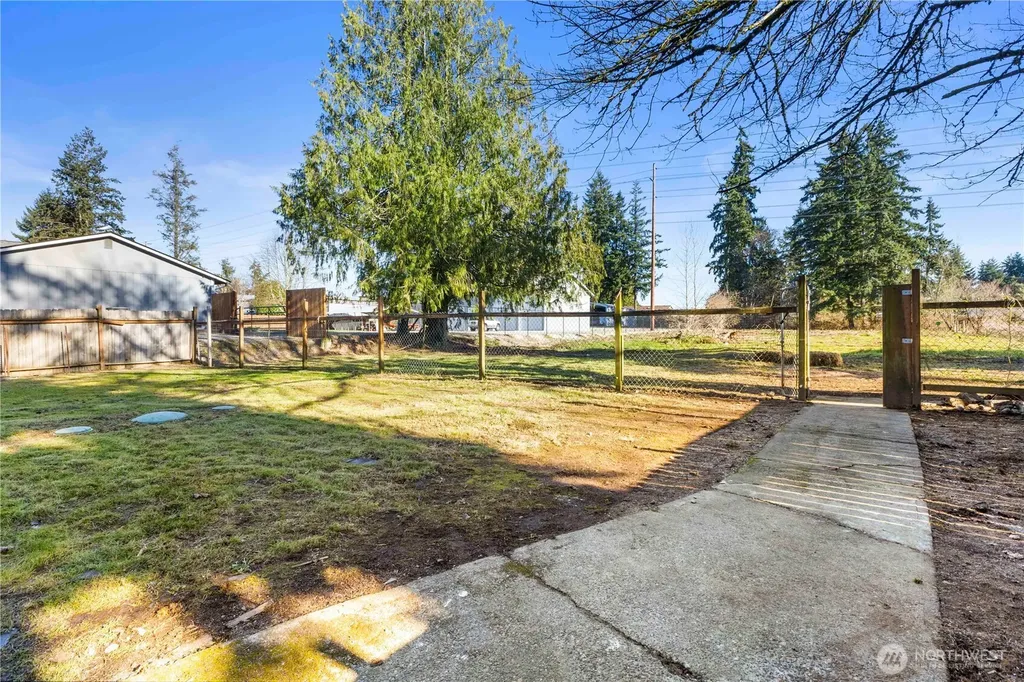 7003 44th Avenue E Tacoma WA 98443