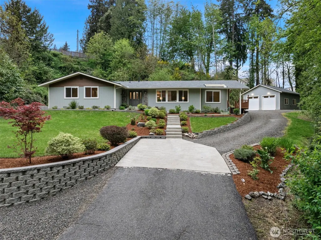 1108 Olney Avenue E Port Orchard WA 98366