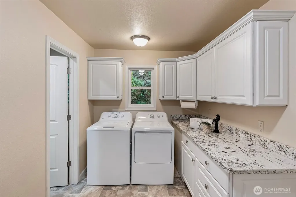 1108 Olney Avenue E Port Orchard WA 98366