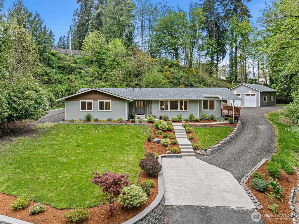1108 Olney Avenue E Port Orchard WA 98366