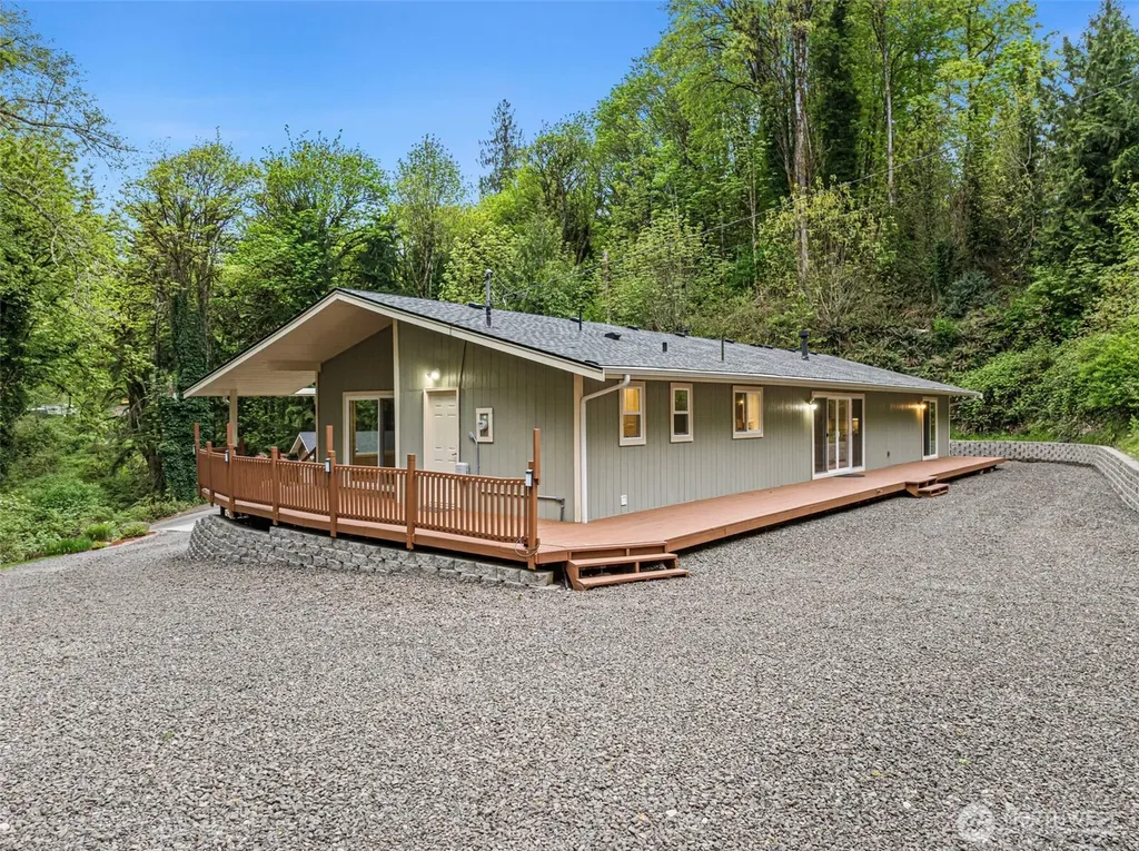 1108 Olney Avenue E Port Orchard WA 98366