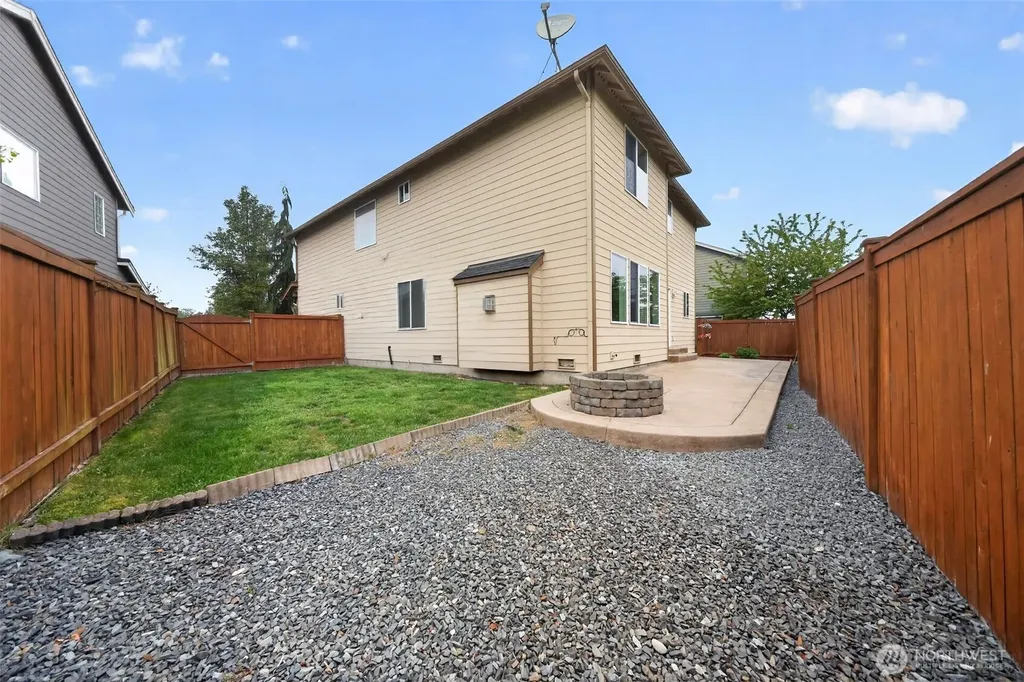 5844 147th Place NE Marysville WA 98271