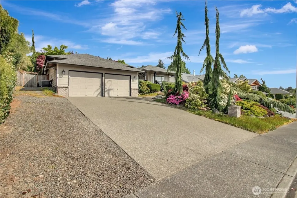 7307 76th Dr Drive NE Marysville WA 98270