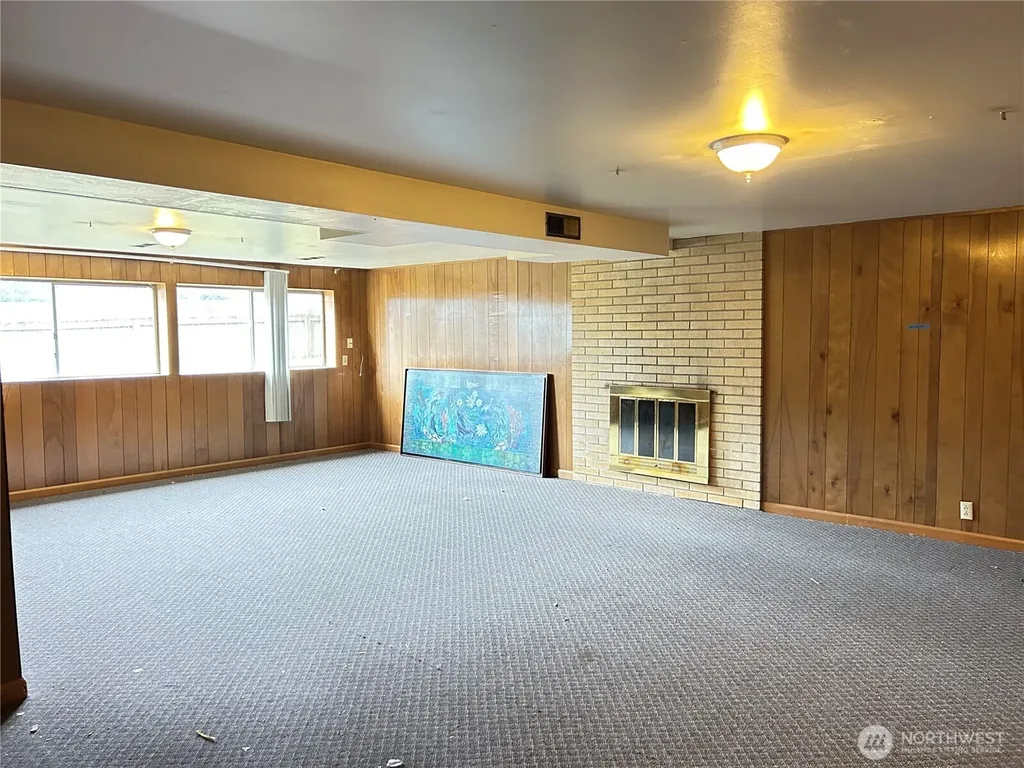 11718 5th Avenue NE Seattle WA 98125