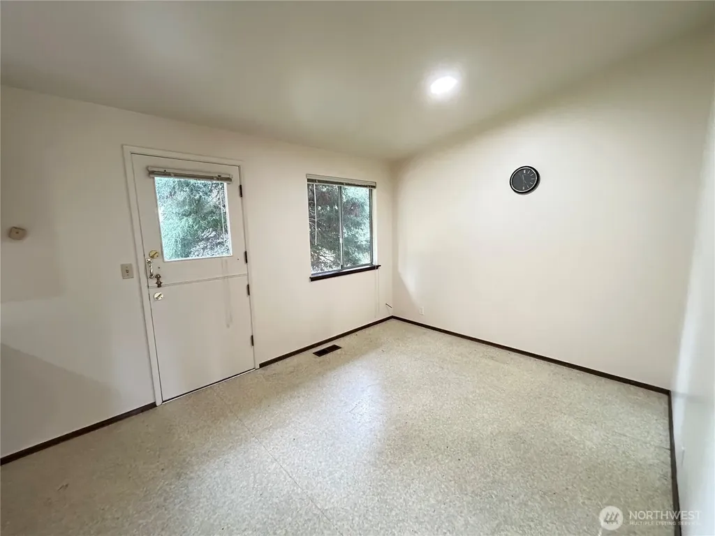 11718 5th Avenue NE Seattle WA 98125
