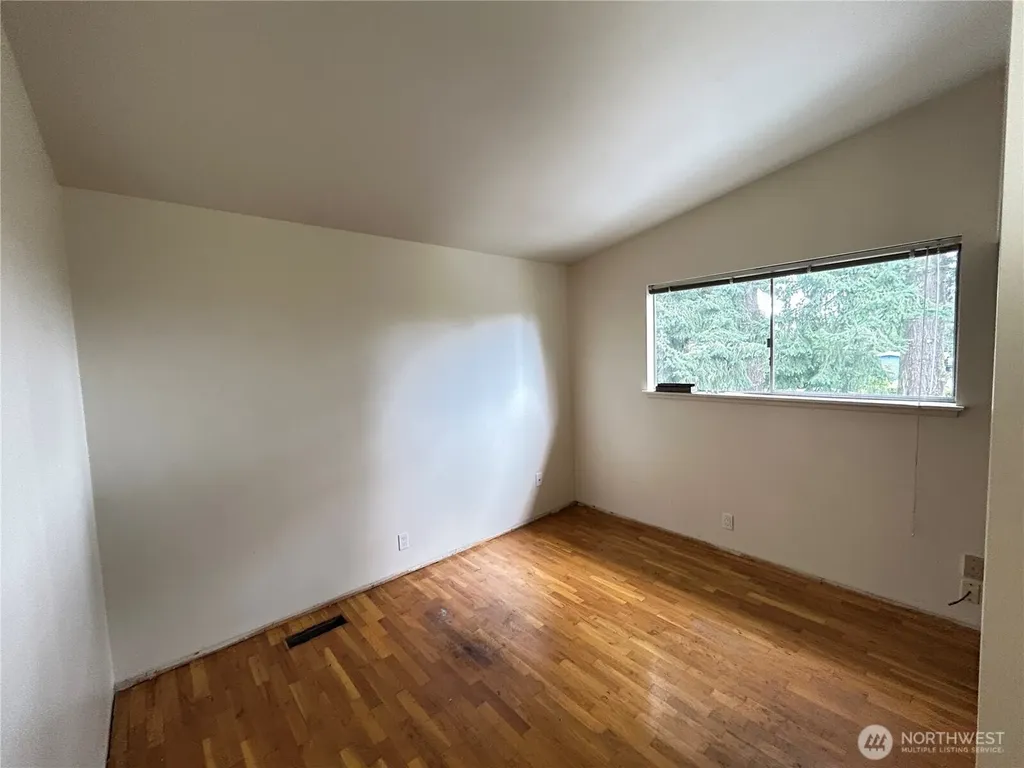 11718 5th Avenue NE Seattle WA 98125