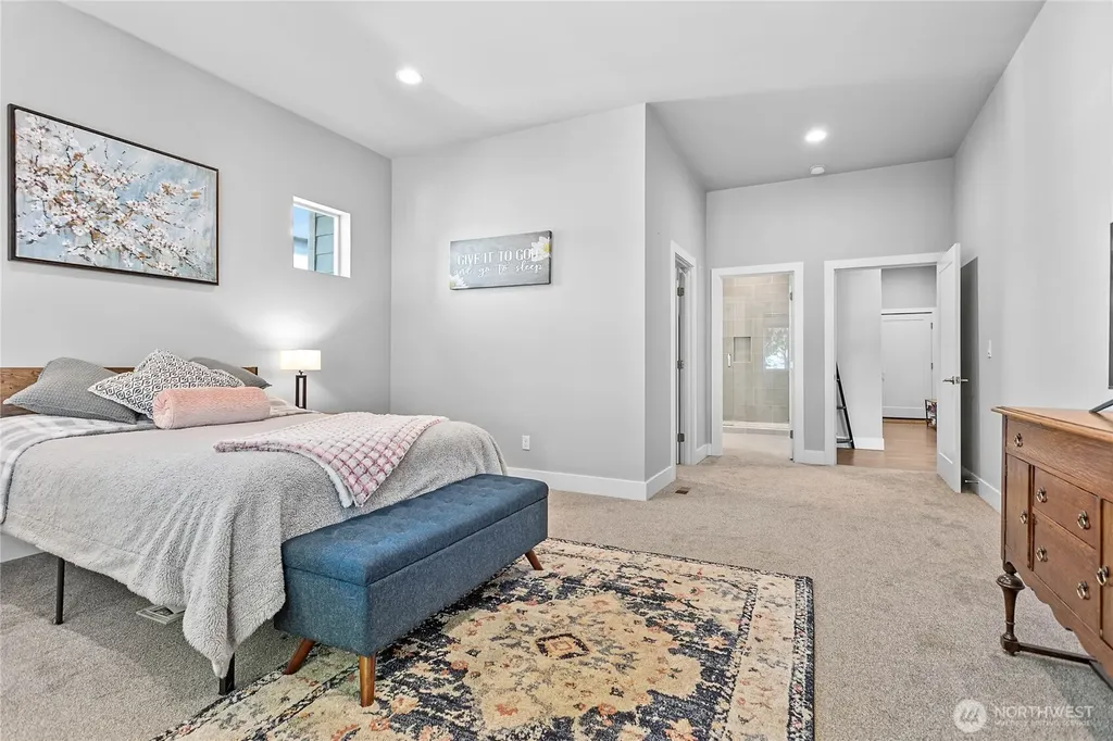 5544 Whitehorn Way Blaine WA 98230