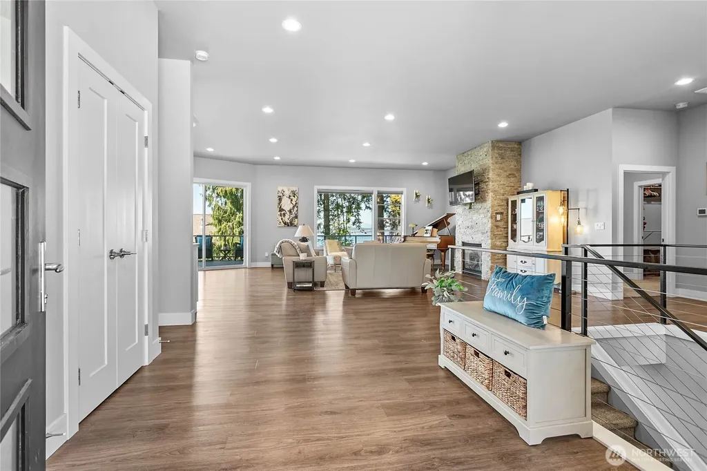 5544 Whitehorn Way Blaine WA 98230