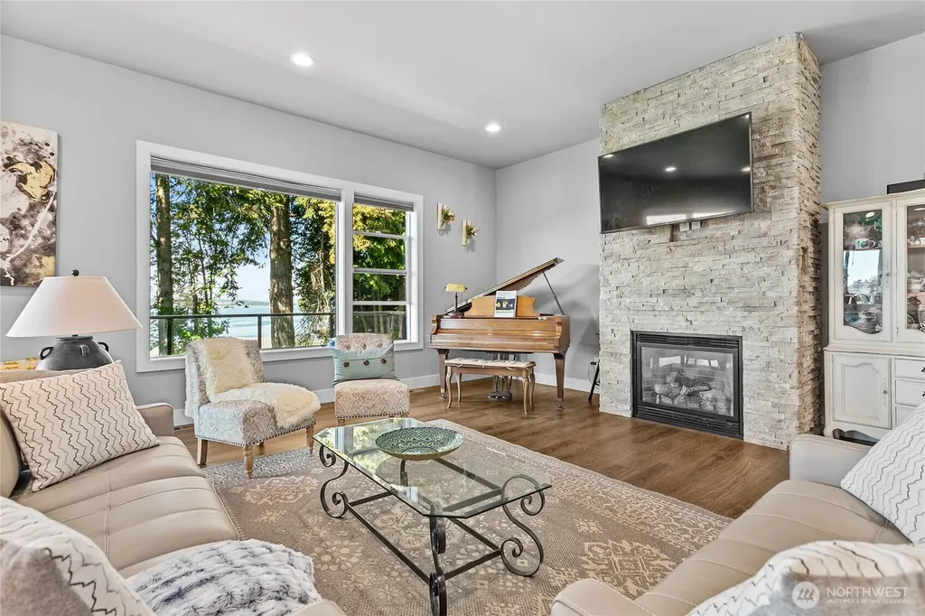 5544 Whitehorn Way Blaine WA 98230