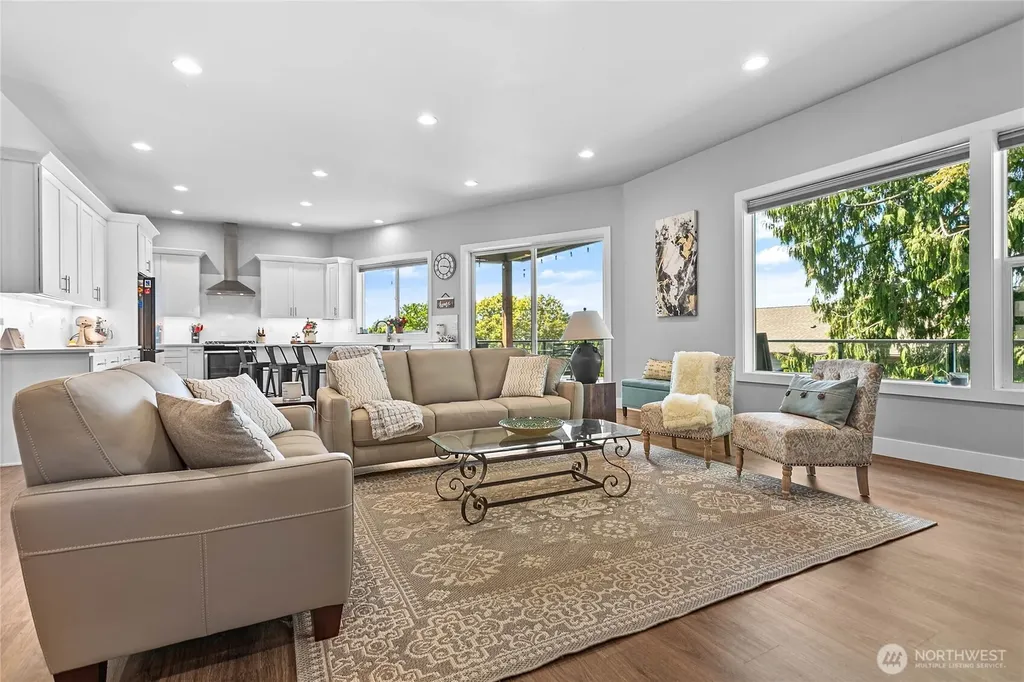 5544 Whitehorn Way Blaine WA 98230