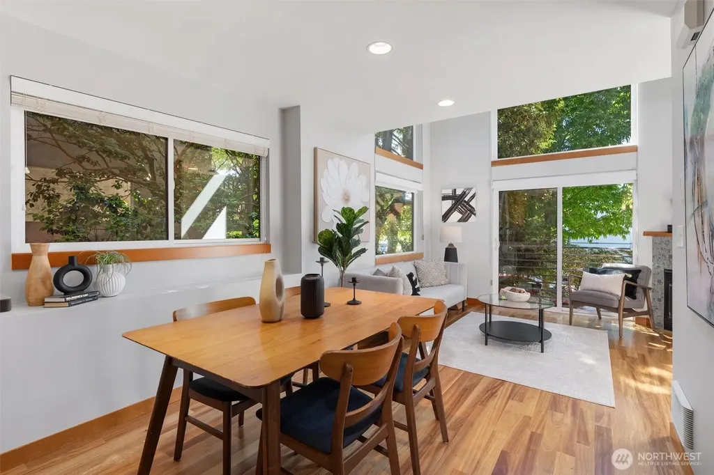 1722 California Avenue SW Seattle WA 98116