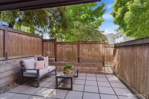 1722 California Avenue SW Seattle WA 98116