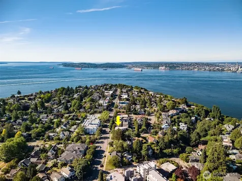1722 California Avenue SW Seattle WA 98116
