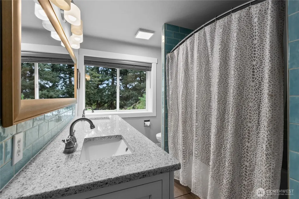 315 Birch Bay Lynden Road Lynden WA 98264
