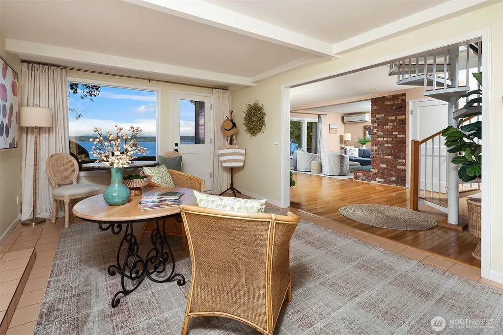 2197 Highland Drive Camano Island WA 98282
