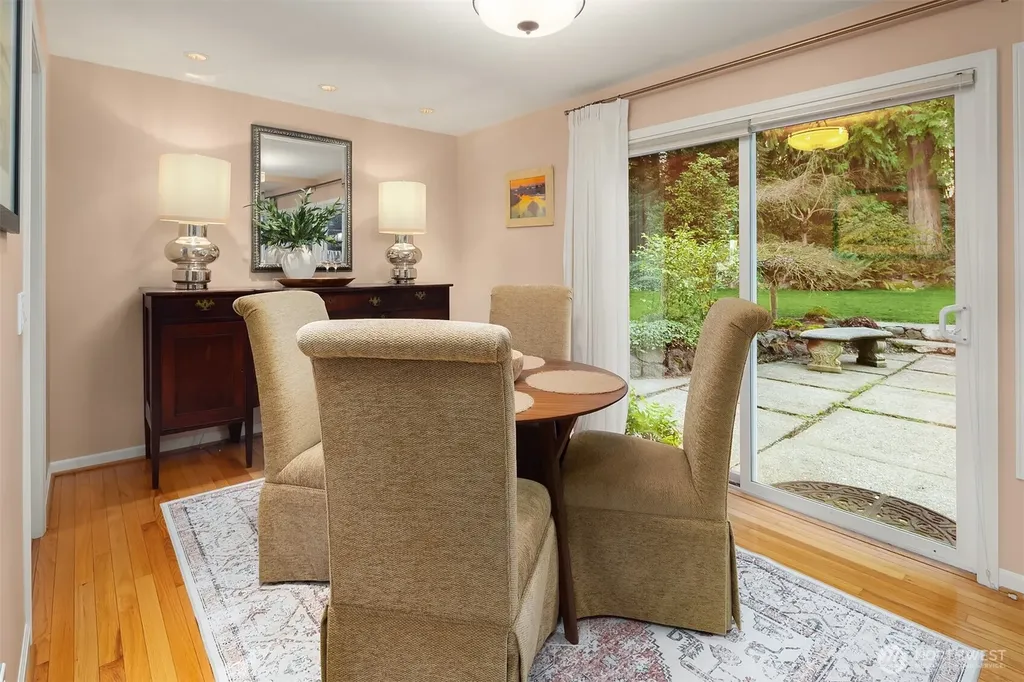 2197 Highland Drive Camano Island WA 98282