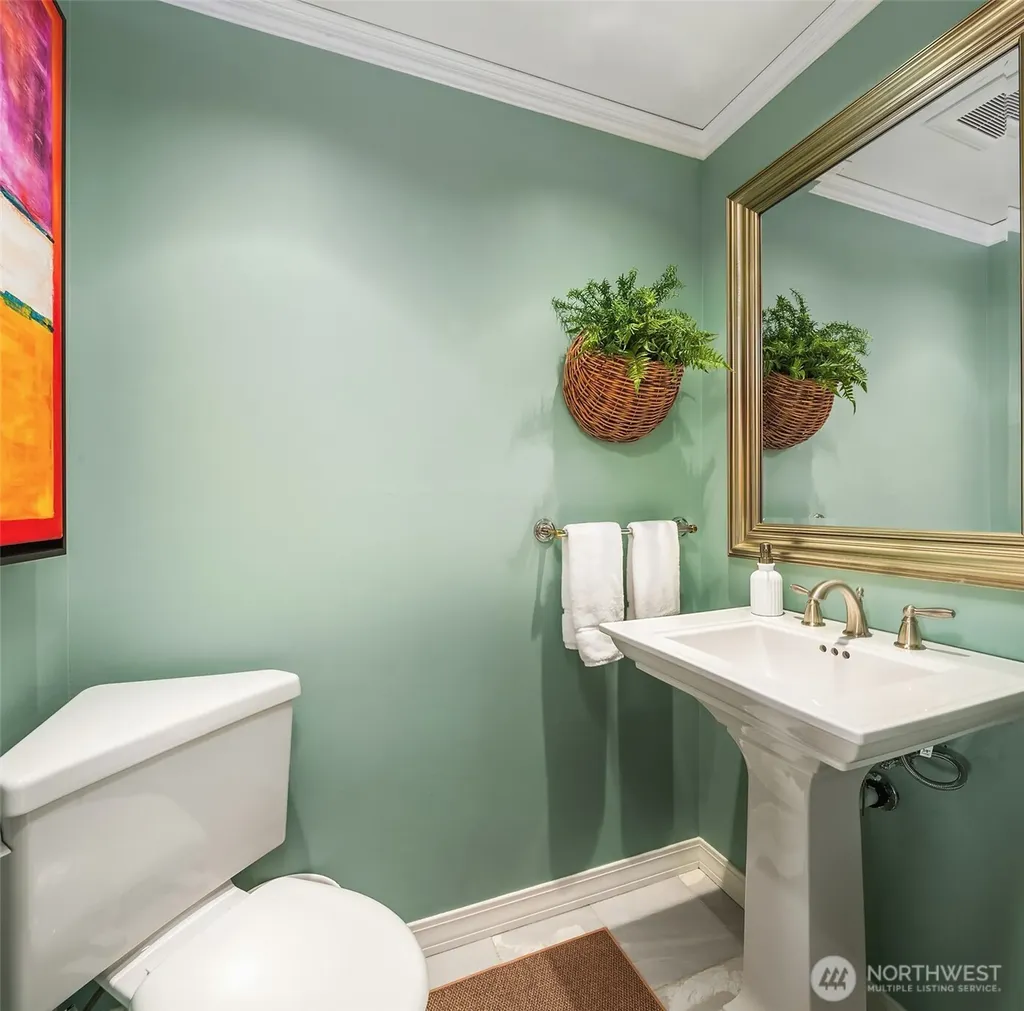 2197 Highland Drive Camano Island WA 98282