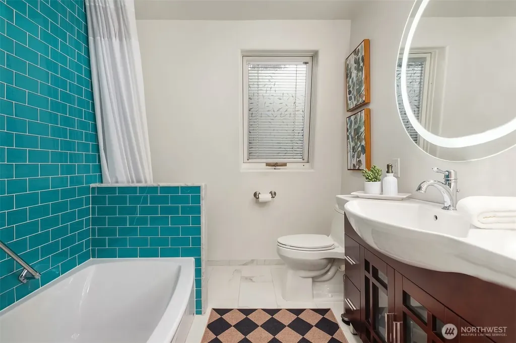 2197 Highland Drive Camano Island WA 98282