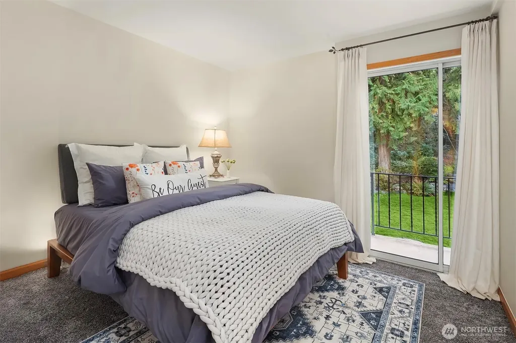 2197 Highland Drive Camano Island WA 98282