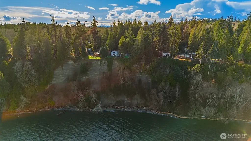 2197 Highland Drive Camano Island WA 98282