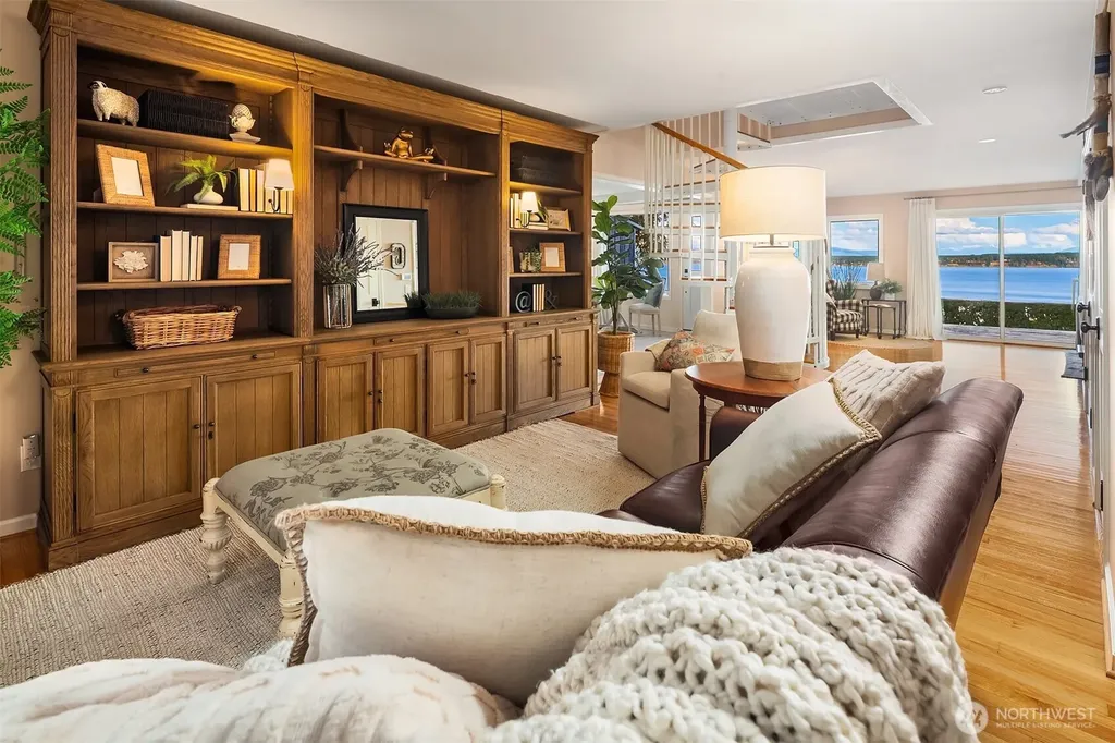 2197 Highland Drive Camano Island WA 98282