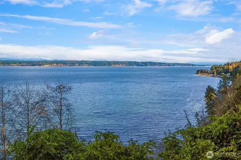 2197 Highland Drive Camano Island WA 98282