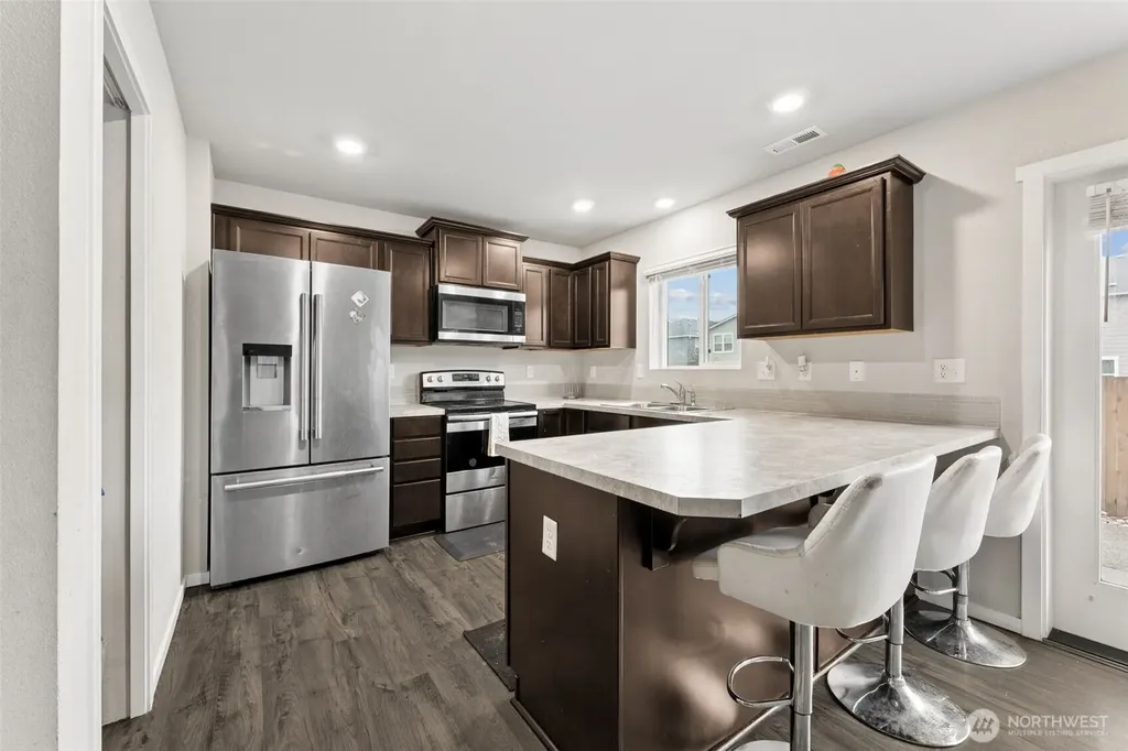 18711 108th Avenue E Puyallup WA 98374