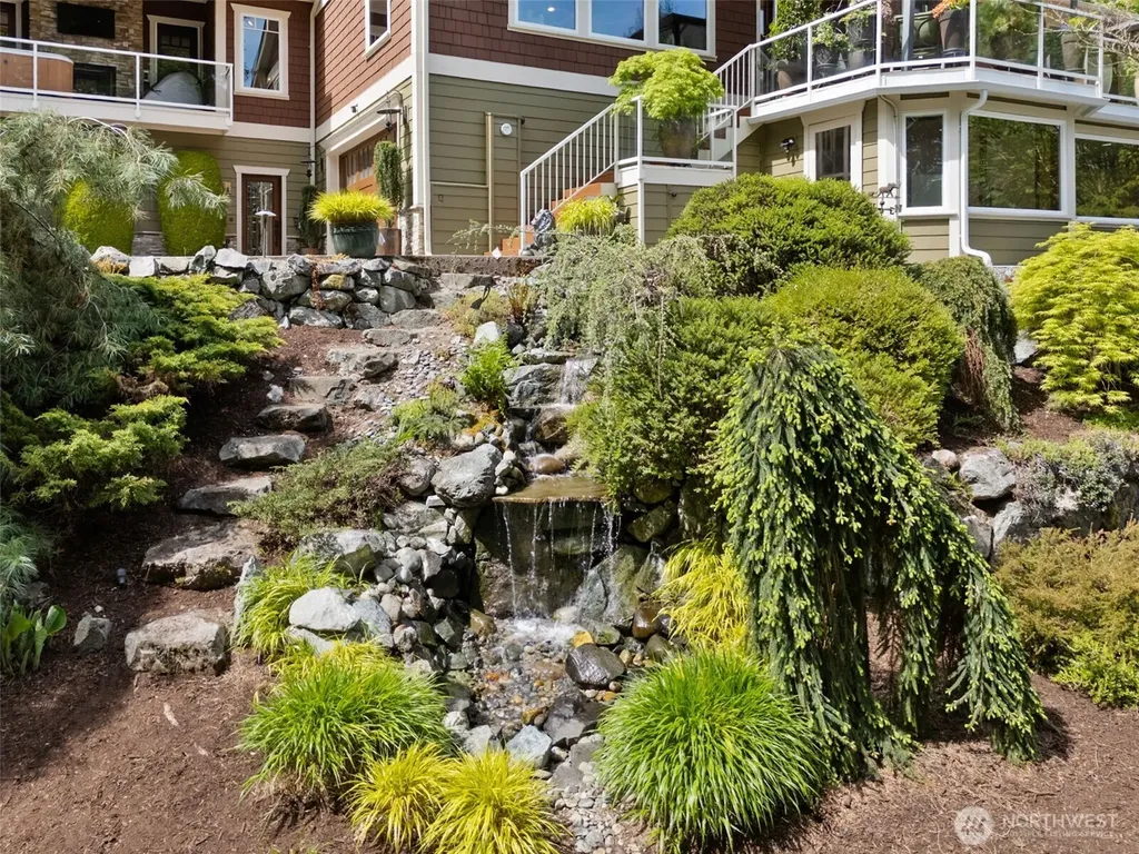 9825 Glory Drive SE Olympia WA 98513